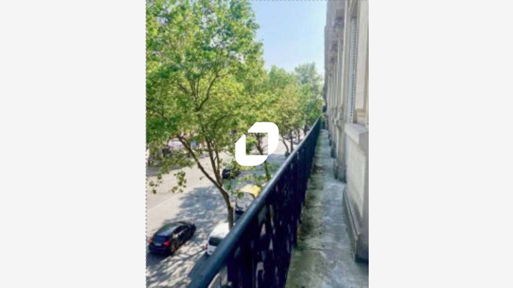 A louer Bureaux 328m² Paris