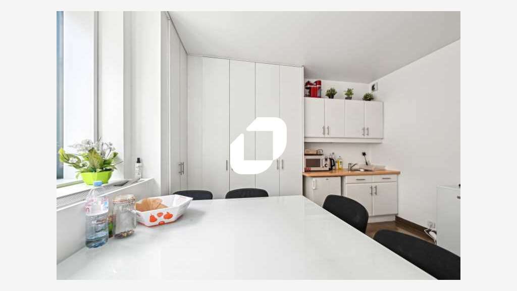A louer Bureaux 172m² Paris