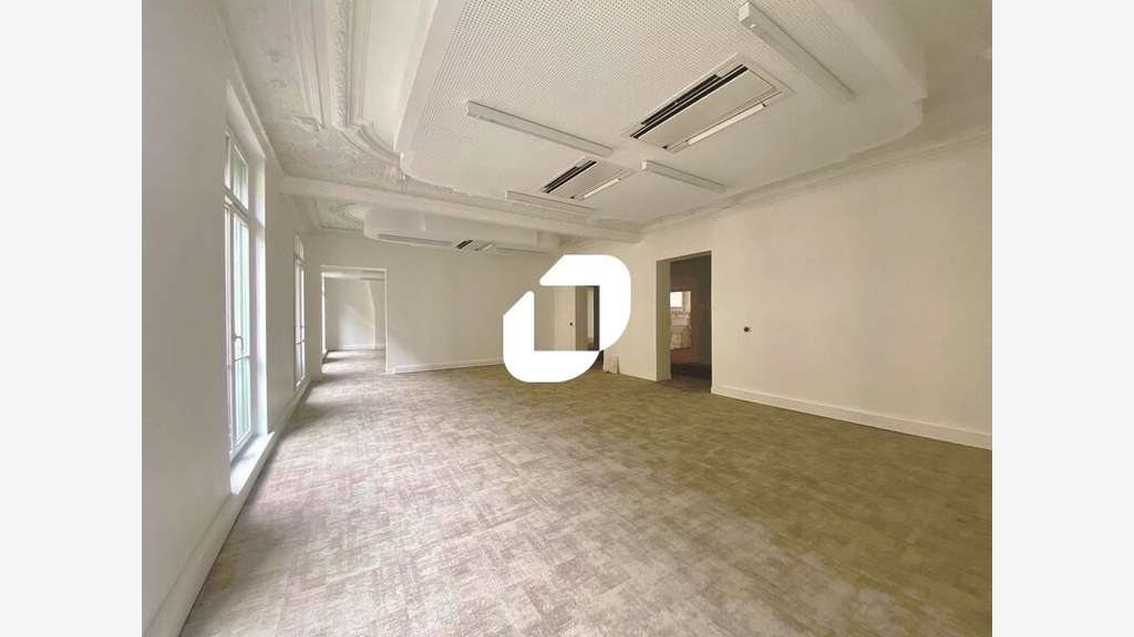 A louer Bureaux 235m² Paris