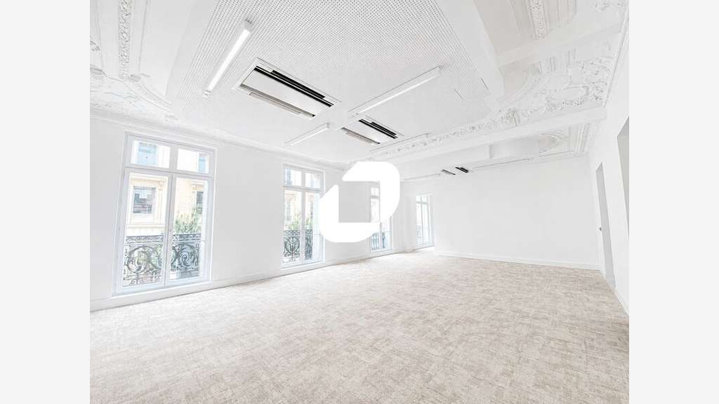 A louer Bureaux 235m² Paris