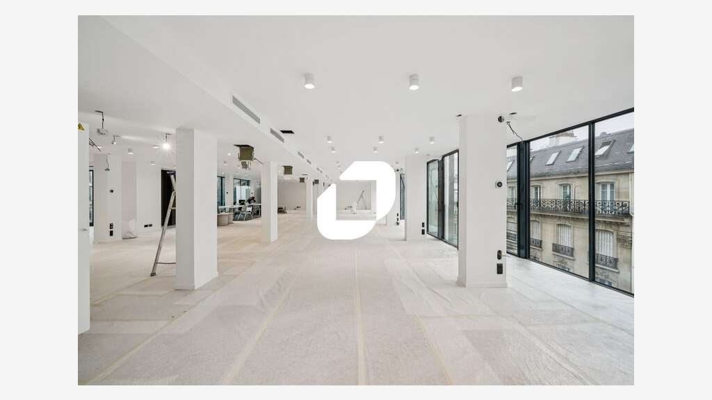 A louer Bureaux 647m² Paris