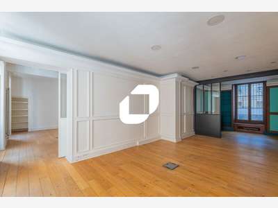 A louer Bureaux 95m² Paris