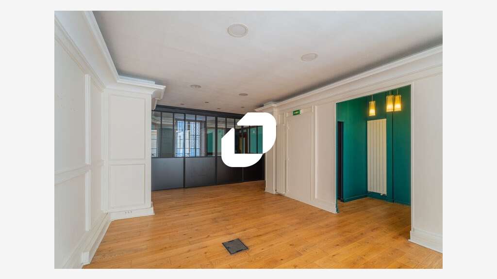 A louer Bureaux 95m² Paris