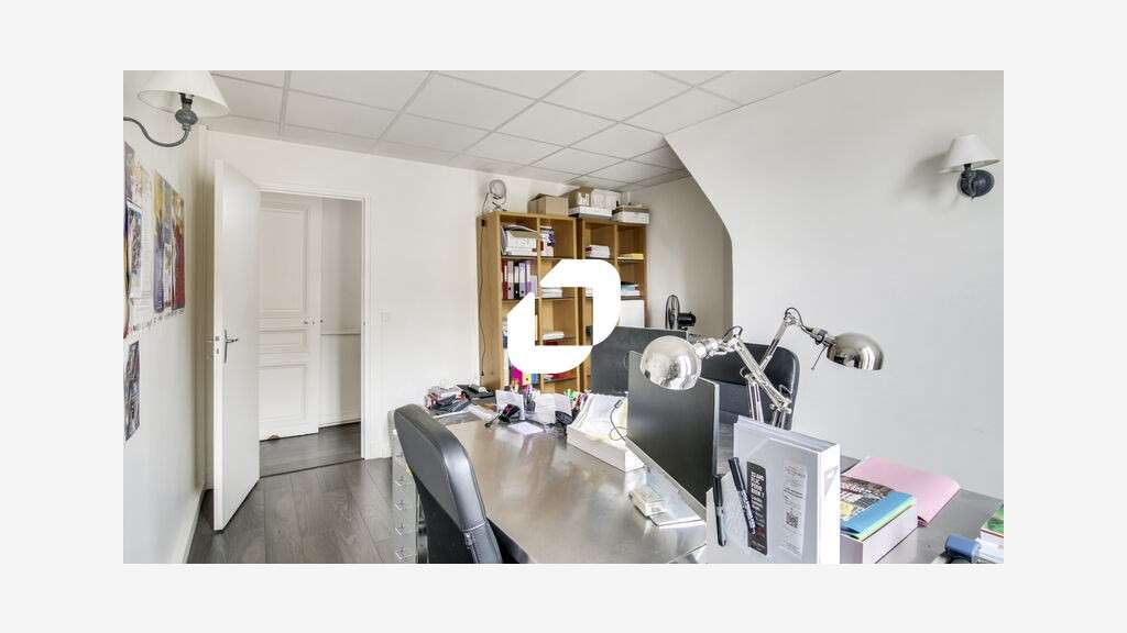 A louer Bureaux 117m² Paris