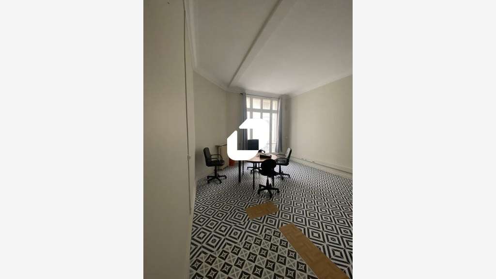 A louer Bureaux 34m² Paris