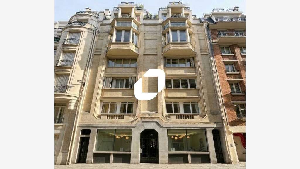 A louer Bureaux 56m² Paris