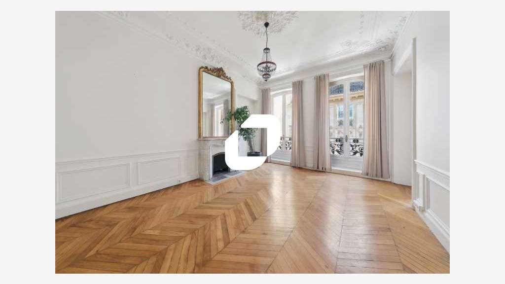 A louer Bureaux 328m² Paris