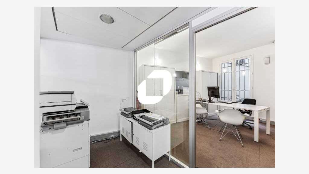 A louer Bureaux 961m² Paris