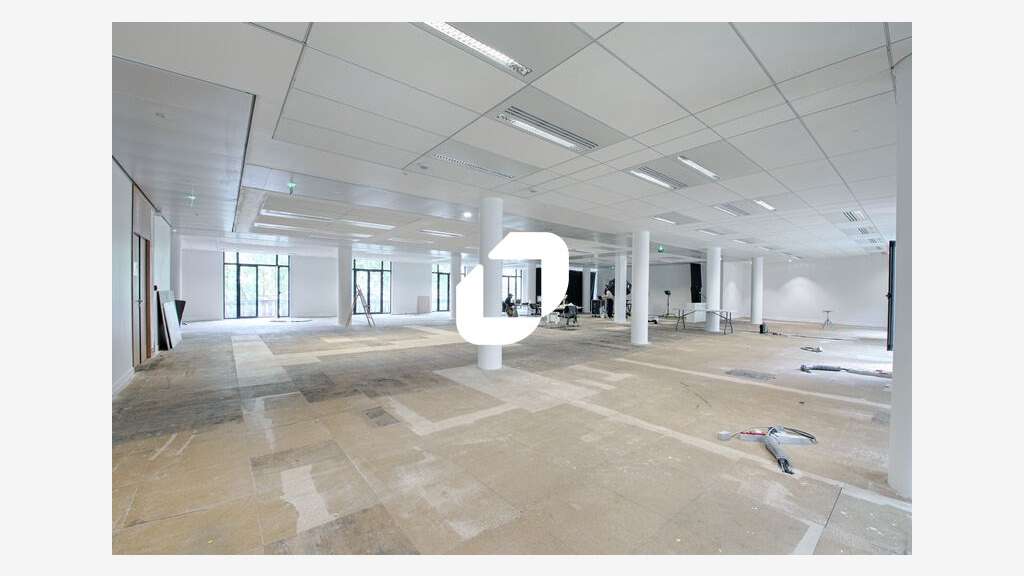 A louer Bureaux 1277m² Paris