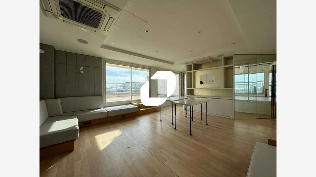 A louer Bureaux 1065m² Paris