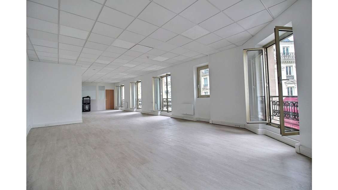 Location bureaux Paris 9e Notre-Dame-de-Lorette