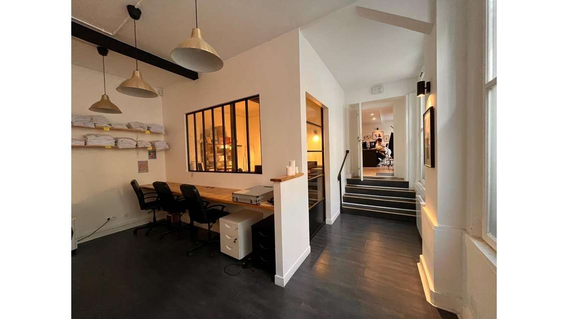 Location bureaux de 82m² à Paris 9 Poissonnière 