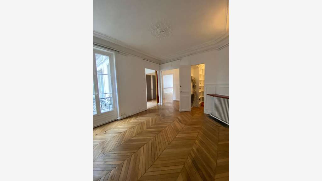 Bureau à louer 110m² Rue Saint-Lazare Paris 9e