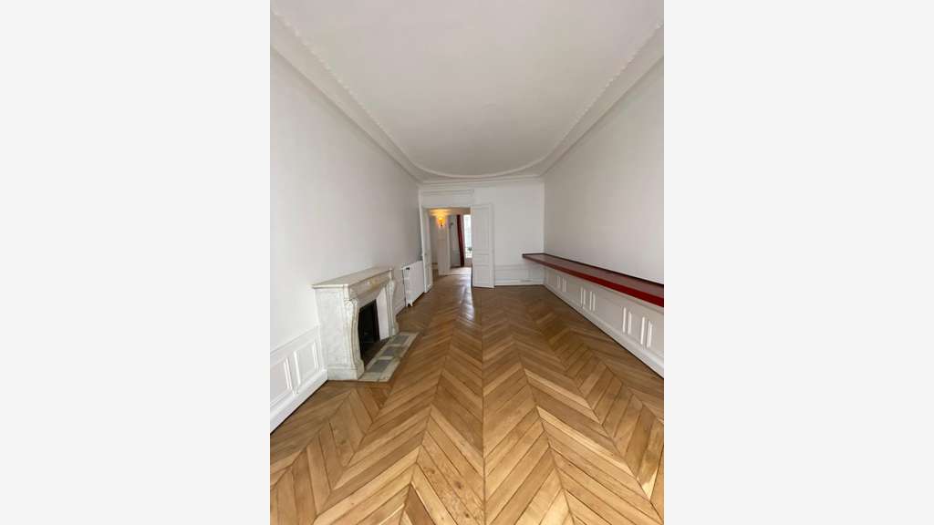 Bureau à louer 110m² Rue Saint-Lazare Paris 9e