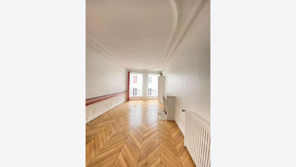 Bureau à louer 110m² Rue Saint-Lazare Paris 9e
