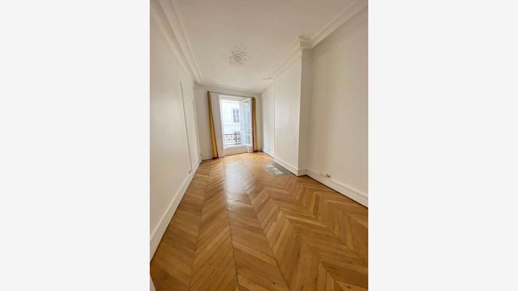 Bureau à louer 110m² Rue Saint-Lazare Paris 9e