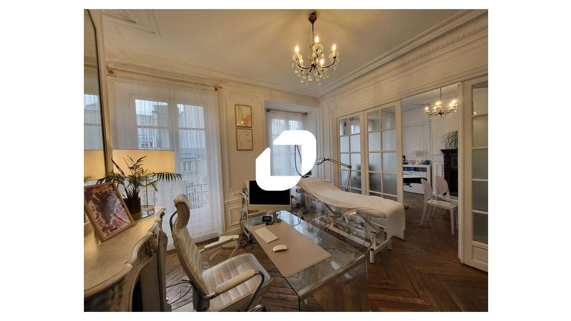 A louer Bureaux 93m² Paris