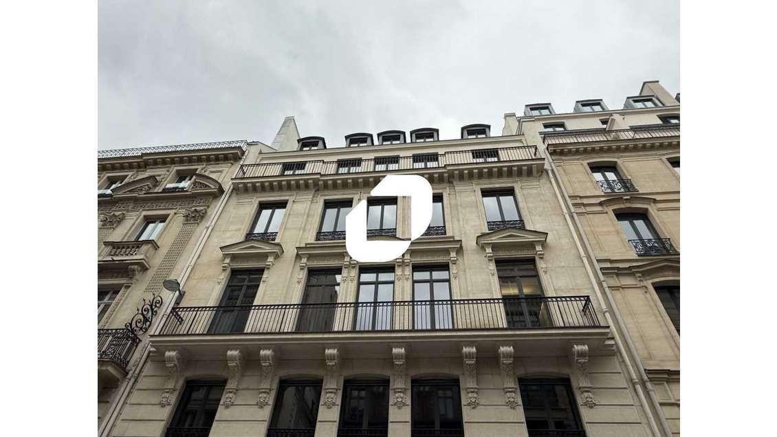 A louer Bureaux 2222m² Paris
