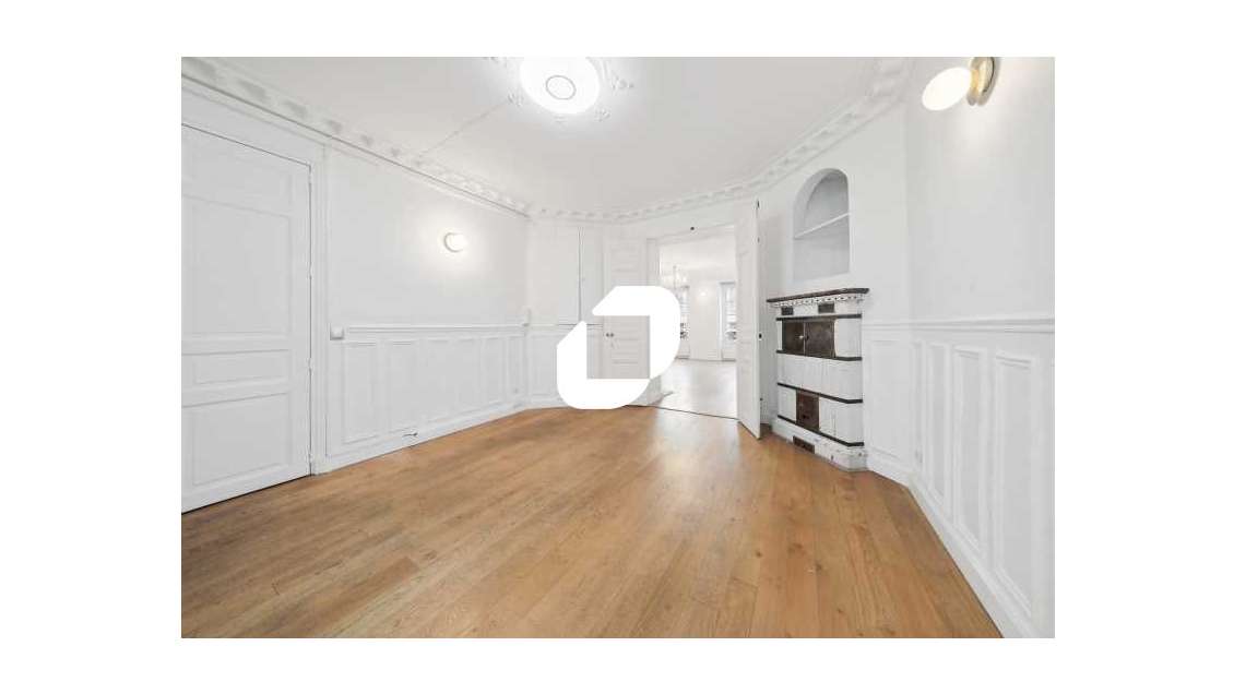 A louer Bureaux 94m² Paris