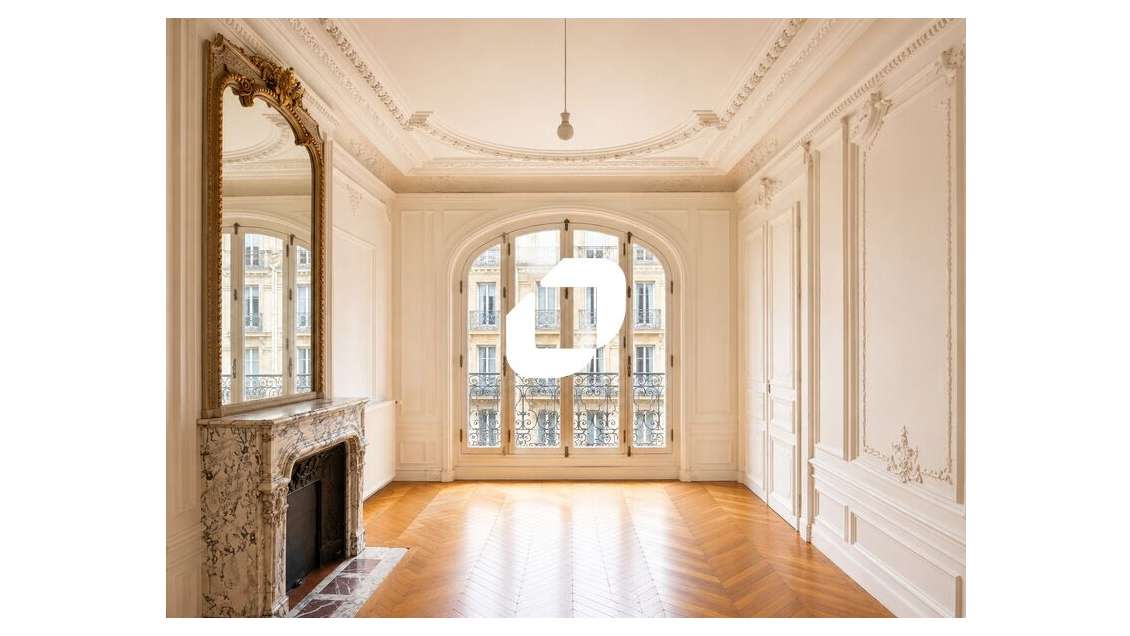 A louer Bureaux 338m² Paris