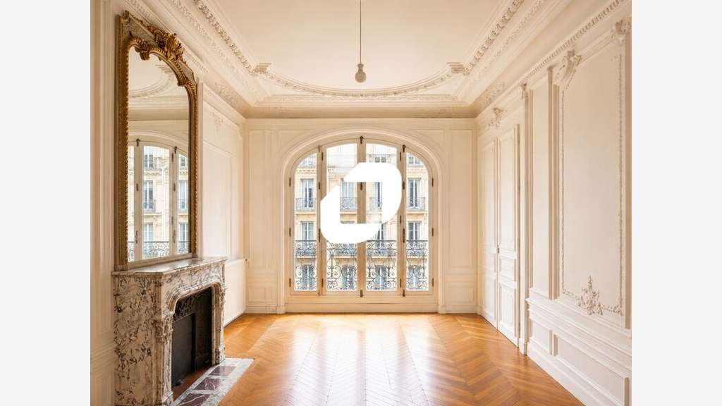 A louer Bureaux 338m² Paris