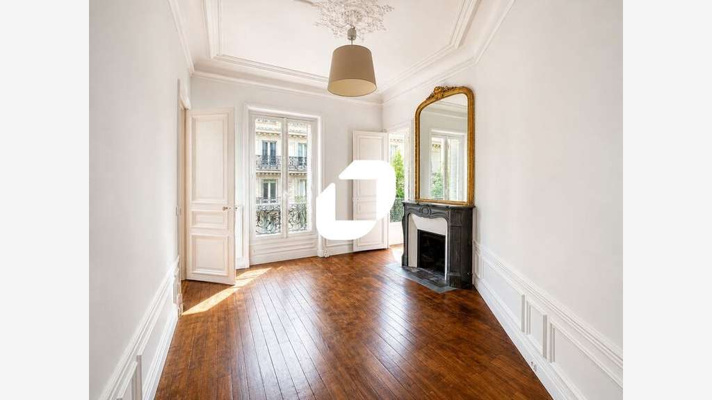 A louer Bureaux 338m² Paris