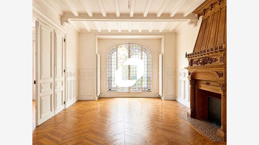 A louer Bureaux 338m² Paris