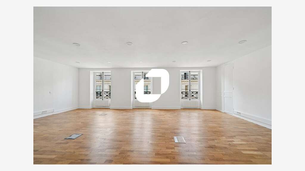 A louer Bureaux 626m² Paris