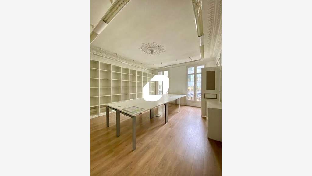 A louer Bureaux 180m² Paris