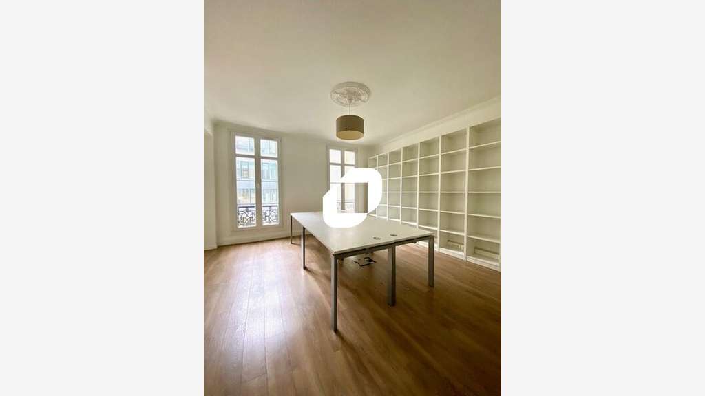 A louer Bureaux 180m² Paris