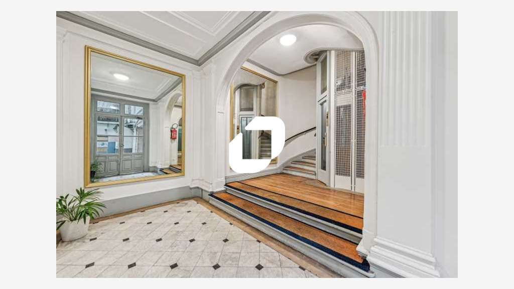 A louer Bureaux 180m² Paris