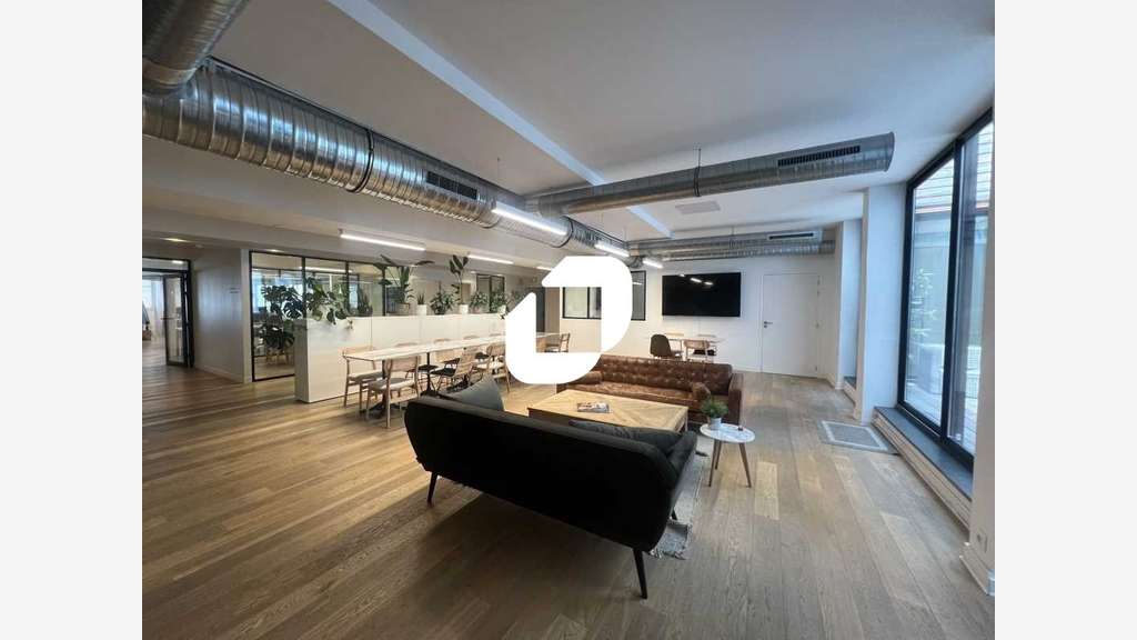 A louer Bureaux 95m² Paris