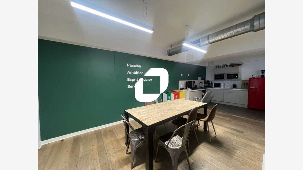 A louer Bureaux 95m² Paris