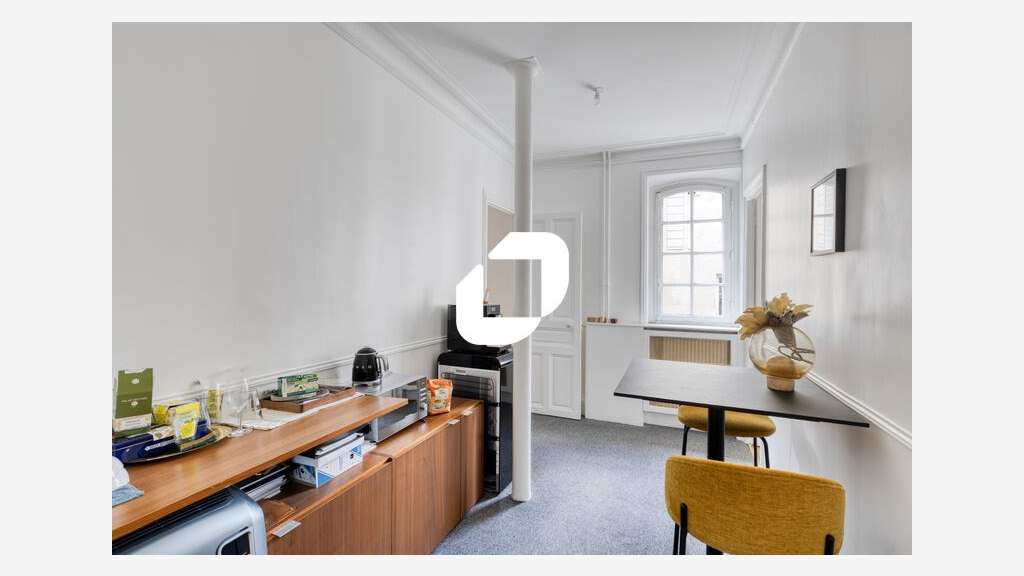 A louer Bureaux 91m² Paris