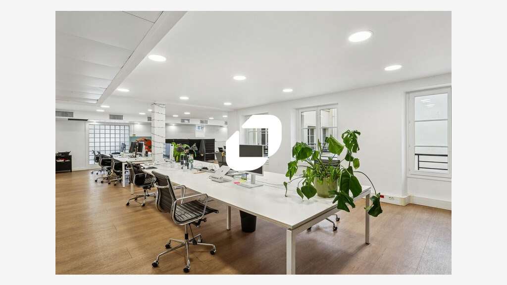 A louer Bureaux 375m² Paris