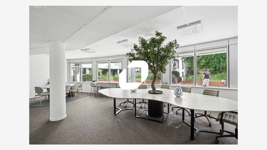 A louer Bureaux 611m² Paris