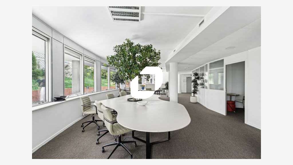 A louer Bureaux 611m² Paris
