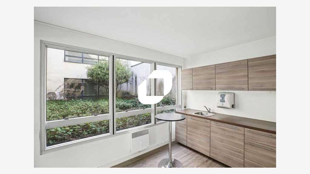 A louer Bureaux 611m² Paris