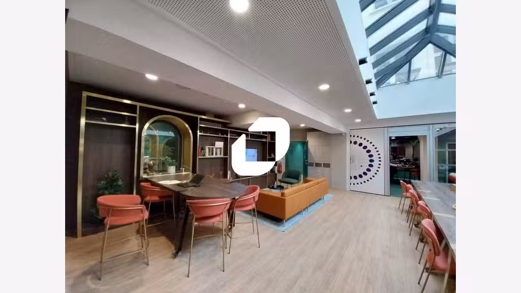 A louer Bureaux 242m² Paris