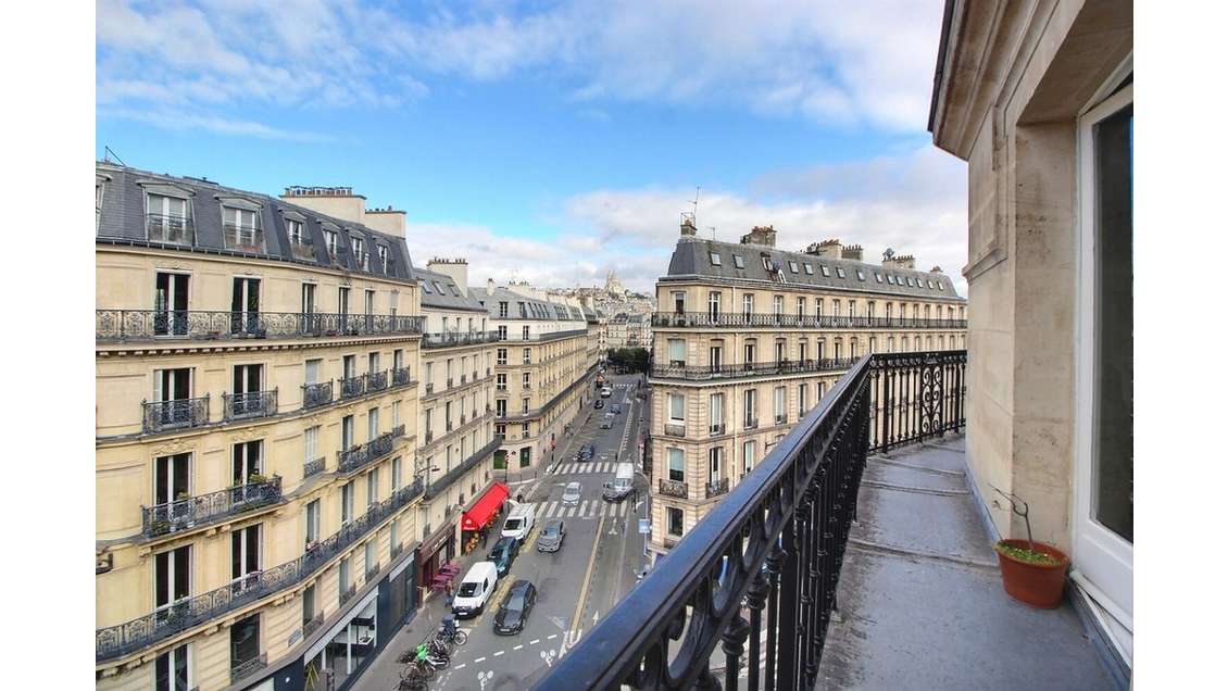 Location bureaux rénovés 205m² à Paris 9e Drouot