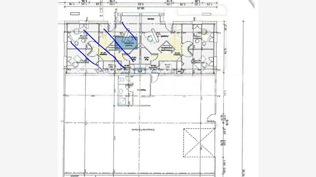 A louer entrepôt avec bureaux 300m² ZA de Patay