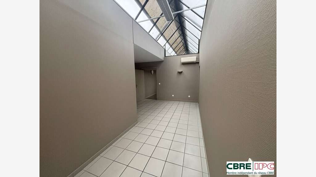 Location bureaux 424m² à Pau quartier Trespoey