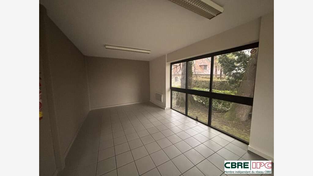 Location bureaux 424m² à Pau quartier Trespoey