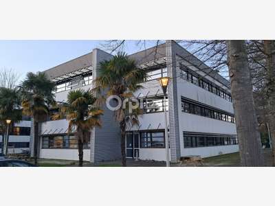 Bureau 31m² à louer proche pôle universitaire Pau 