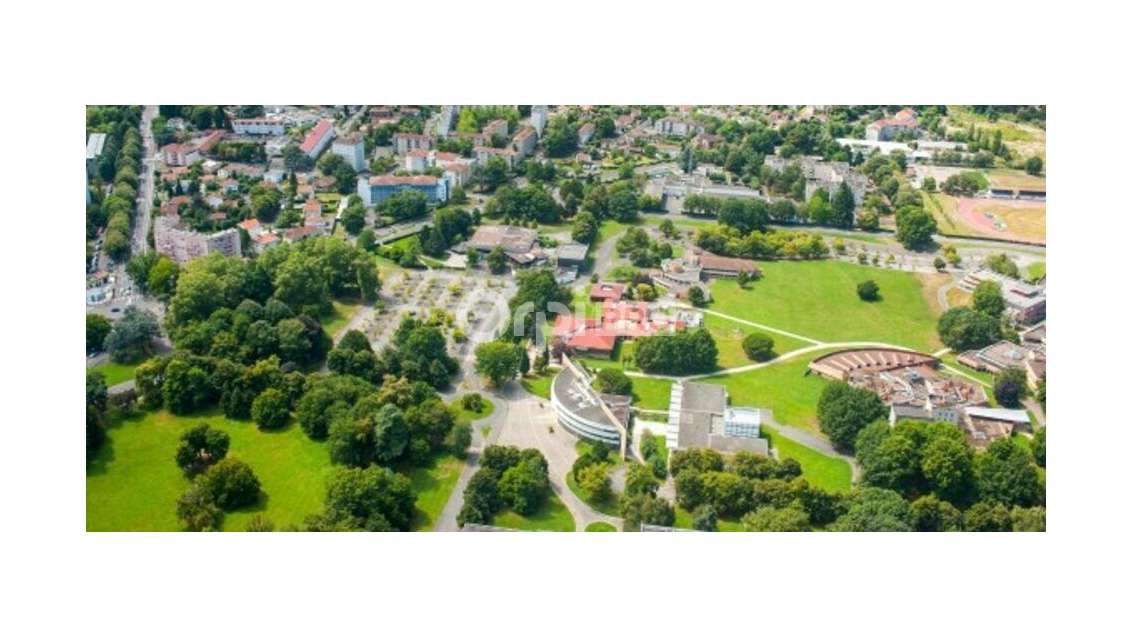 Plateau de bureaux 110m² à louer à Pau Université