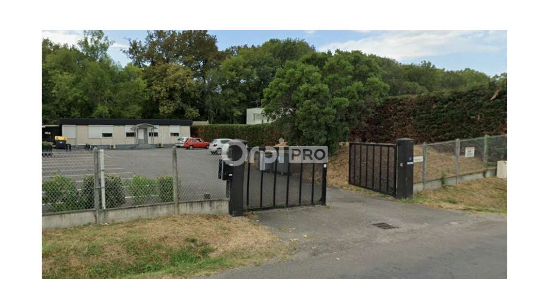 Bureaux 120m² à louer à Pau IndusNord 