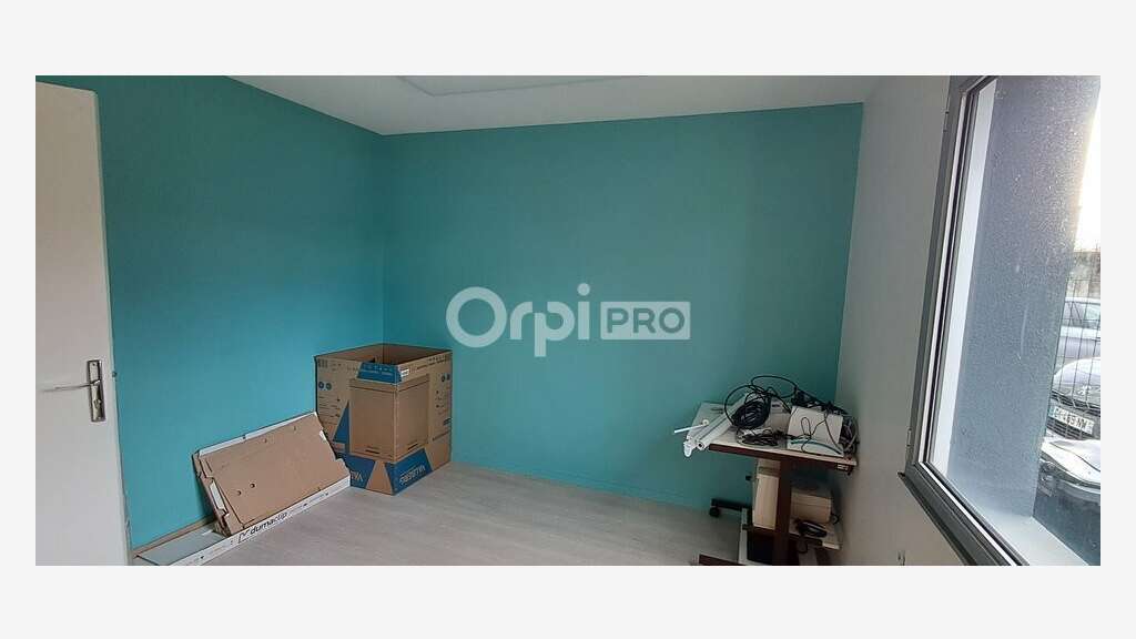 Bureaux 35m² RDC à louer à Pau Nord