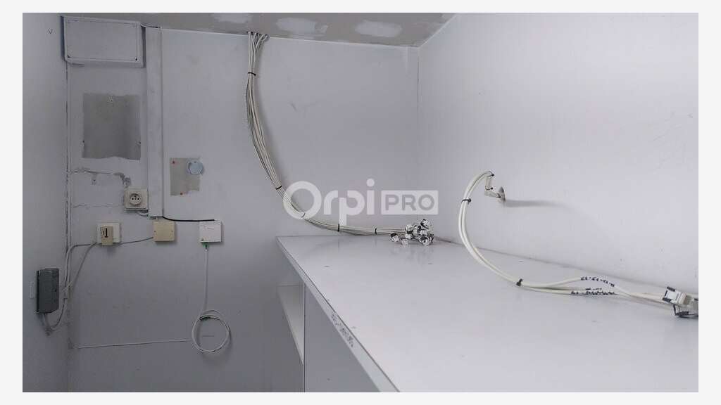 Local 86m² à louer proche centre ville Pau