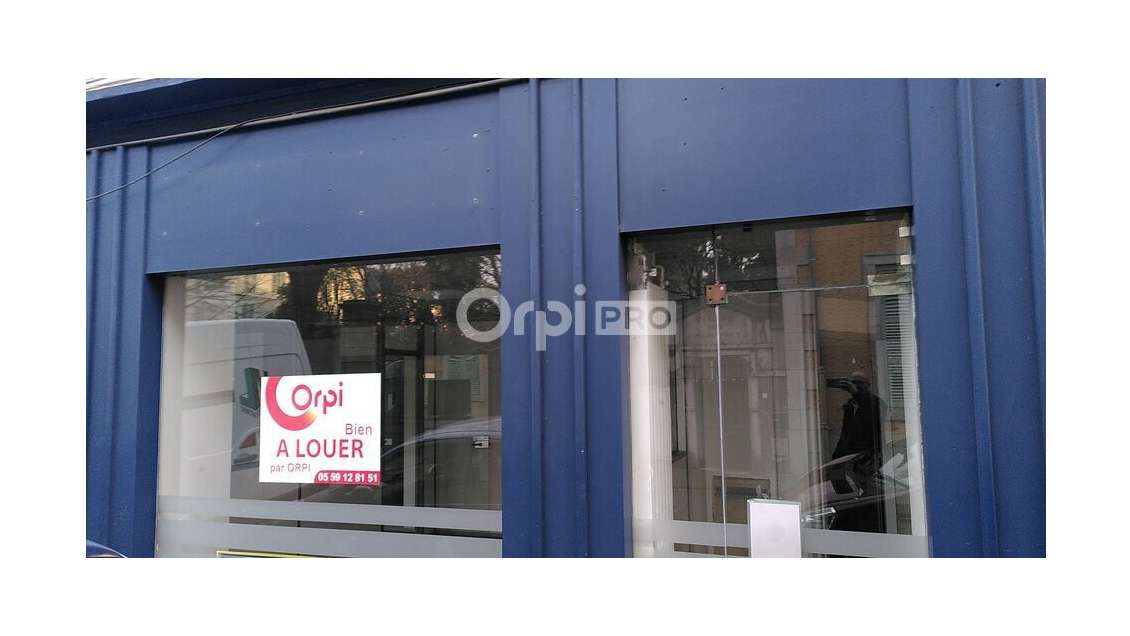 Local 86m² à louer proche centre ville Pau 