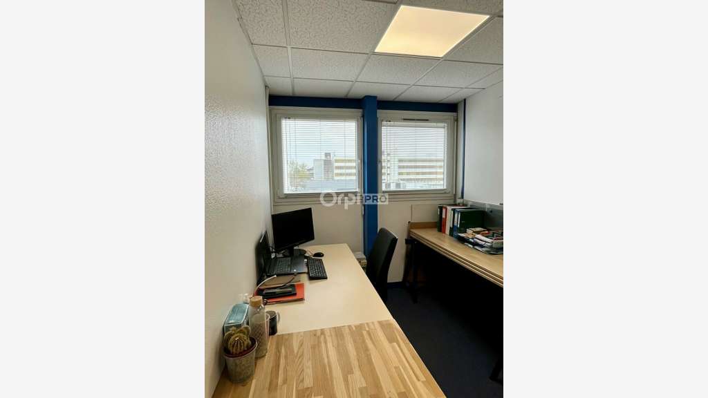 Bureau de 75m² à louer Pau prox pôle universitaire